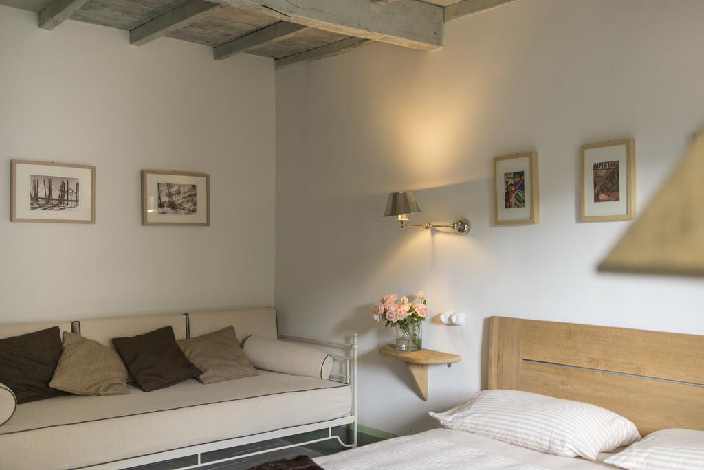 Sasso Al Melo - Apartments กูติญาโน ภายนอก รูปภาพ
